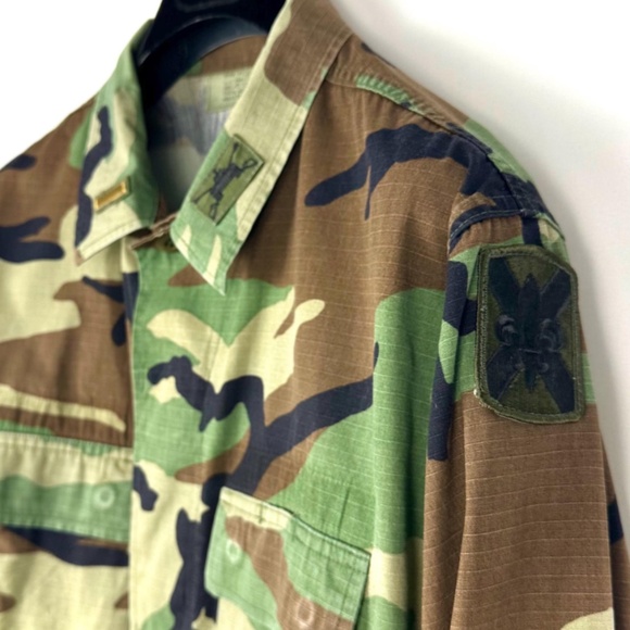 Vintage 1980’s 1990’s Woodland Camouflage Combat Army Jacket • Green / Brown M/L - Picture 2 of 10